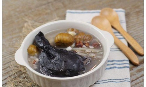 八角乌鸡的功效与作用网 - 八角乌鸡的功效与作用禁忌,八角乌能治什么病